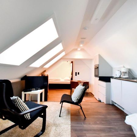 Modern And Cozy Studio In A Former Coach House Robertville Extérieur photo