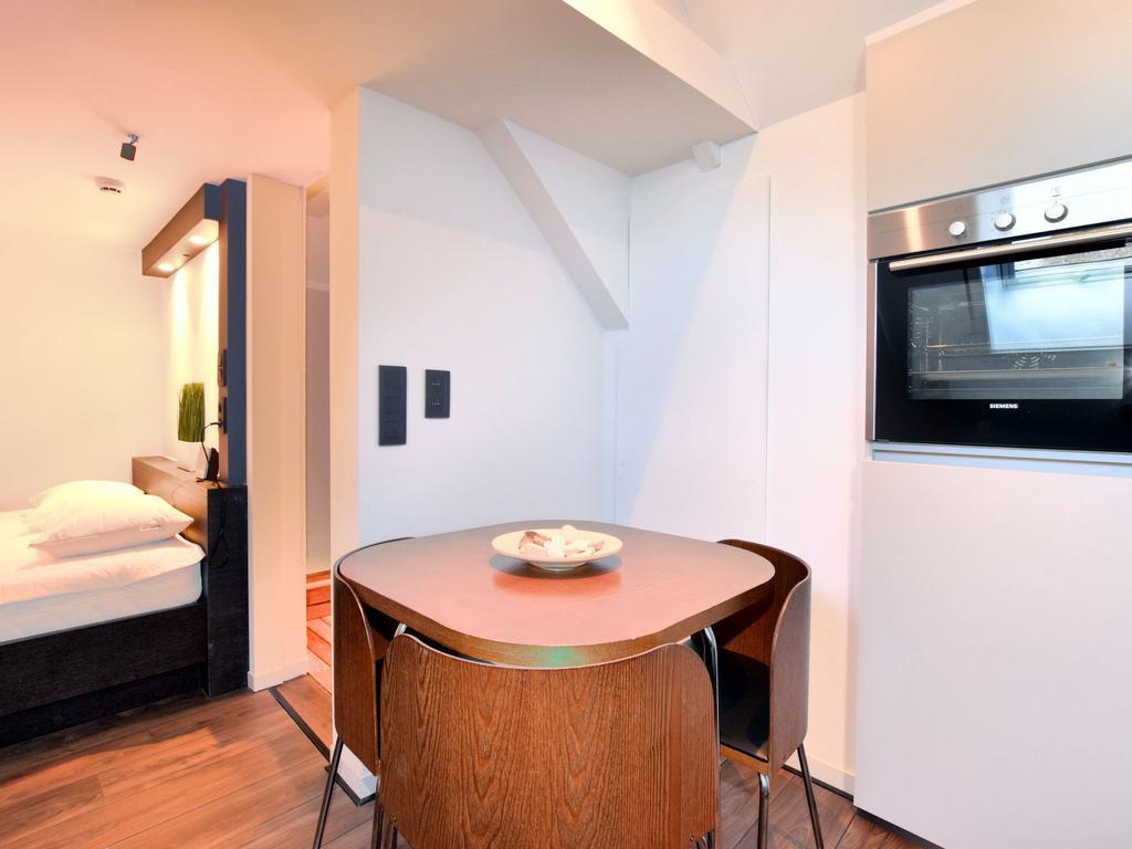 Modern And Cozy Studio In A Former Coach House Robertville Extérieur photo