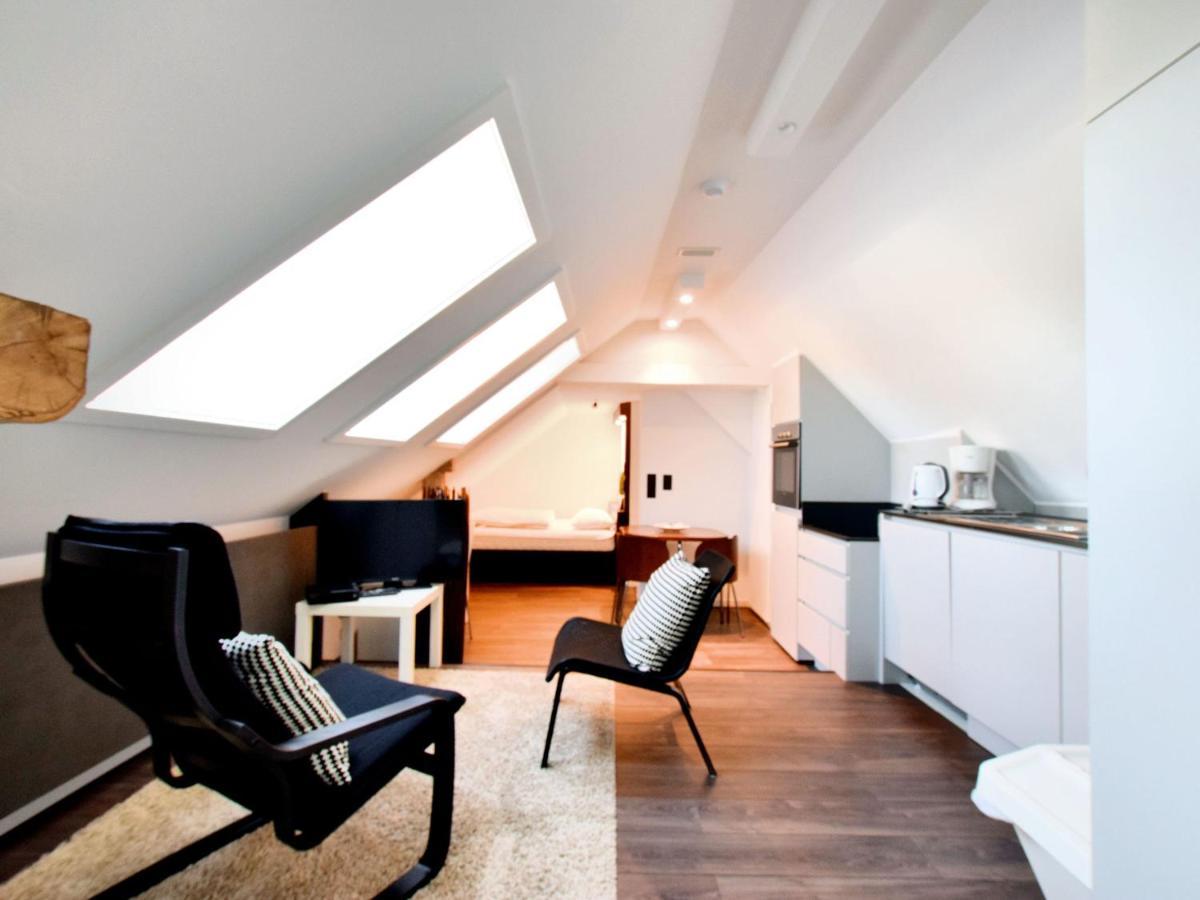Modern And Cozy Studio In A Former Coach House Robertville Extérieur photo